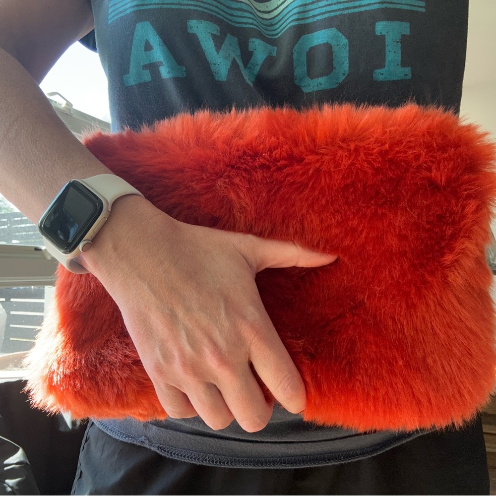 Urban Outfitters “Ava” Faux Fur Clutch – Vibrant Orange Wristlet - Picture 4 of 9